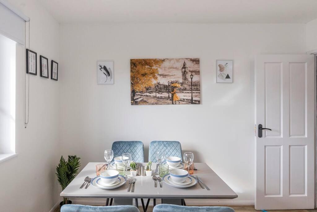 Shard View 2Br Next Tower Bridge Apartment London Ngoại thất bức ảnh