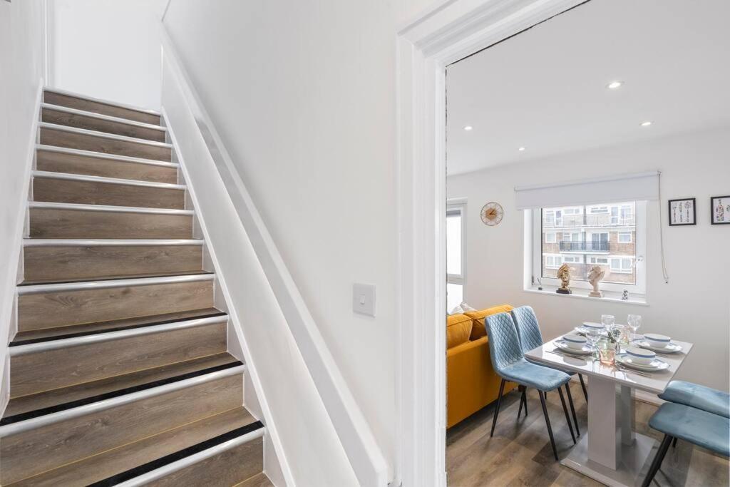 Shard View 2Br Next Tower Bridge Apartment London Ngoại thất bức ảnh